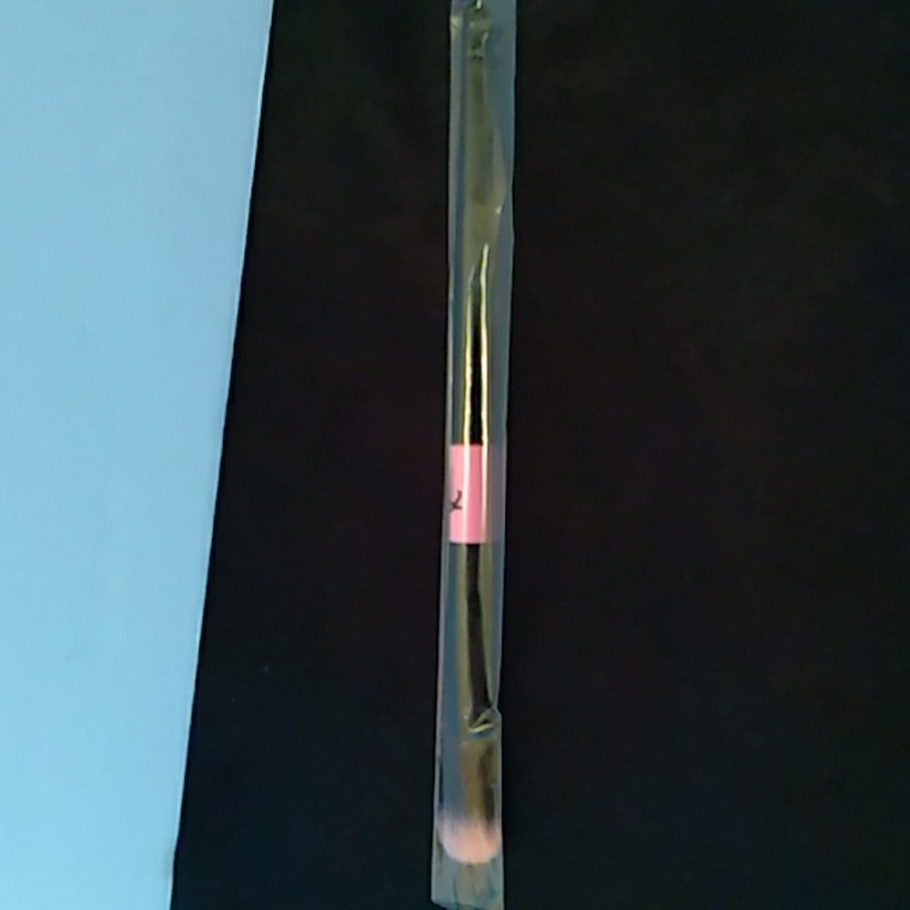 YC COLLECTION Y02 Glow Brush Highlighter Brush
